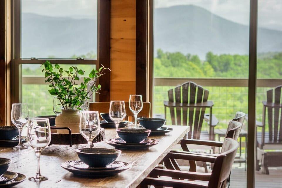 Enjoy a meal with an incredible view!