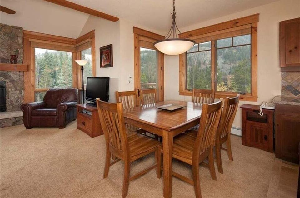 Settlers Creek 3 Bedroom - dining