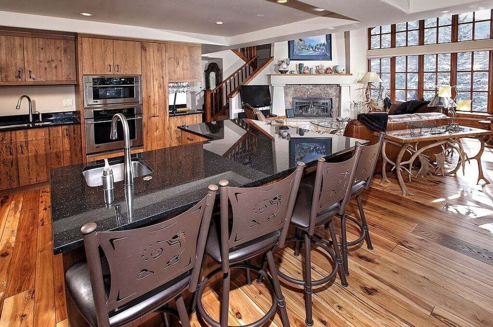 Beaver Creek Pines 4 Bedroom Residence Kitchen