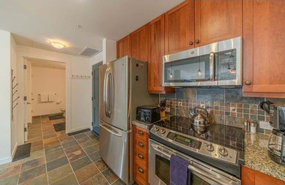 Kitchen- Capitol Peak Lodge 1 Bedroom- Gondola Resorts