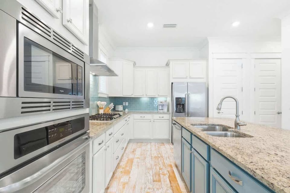 Enjoy cooking with family in the gourmet kitchen!