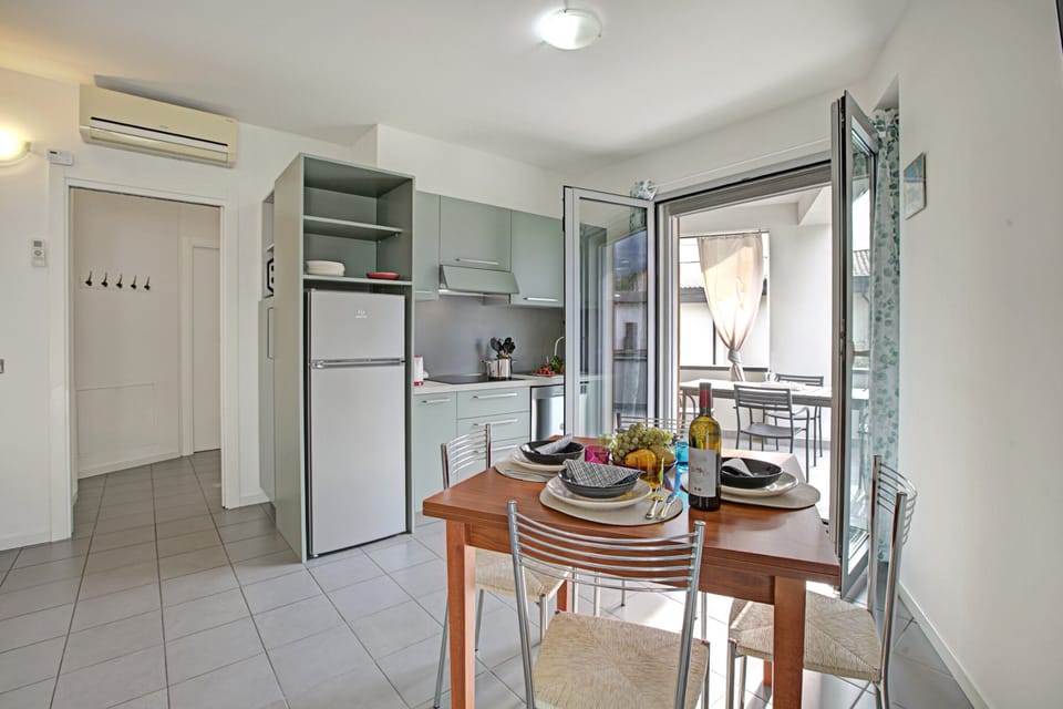 Kitchen and dining area