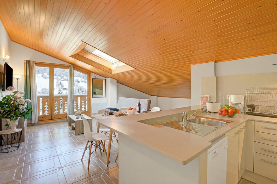 Kitchen and dining area