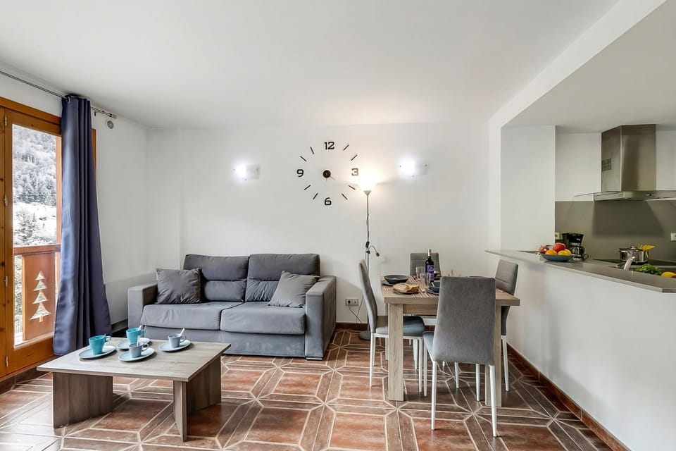 Living and dining room