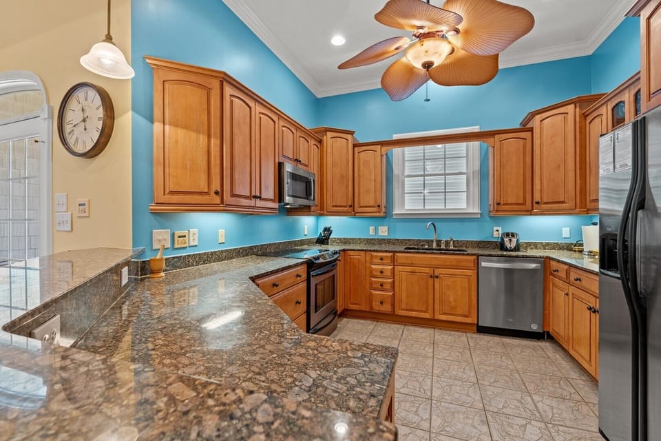 Winward Palms B Kitchen