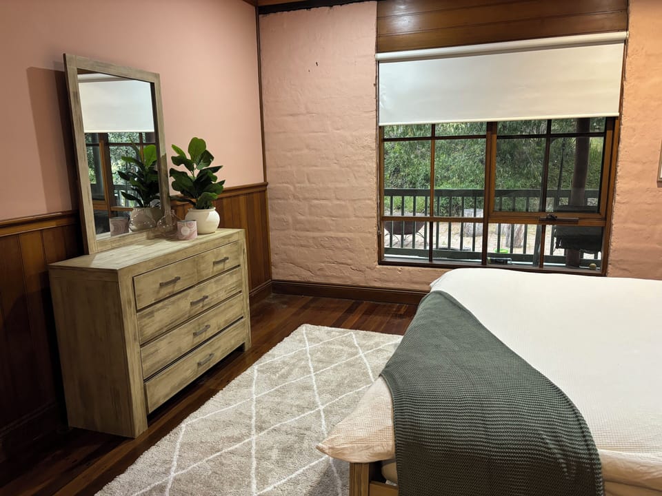Bedroom One - King 
