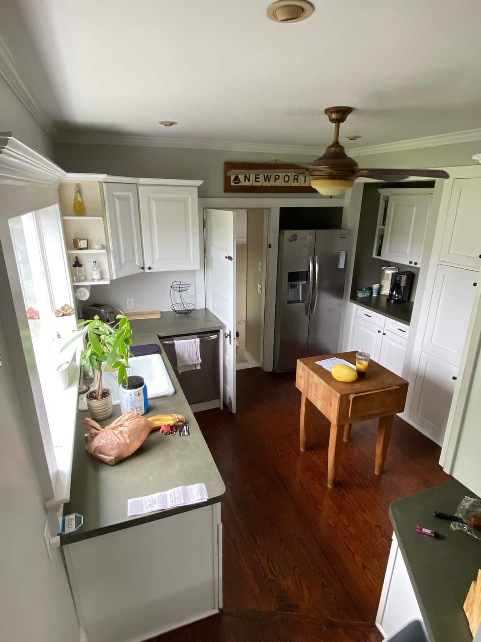 Sunny and bright kitchen 