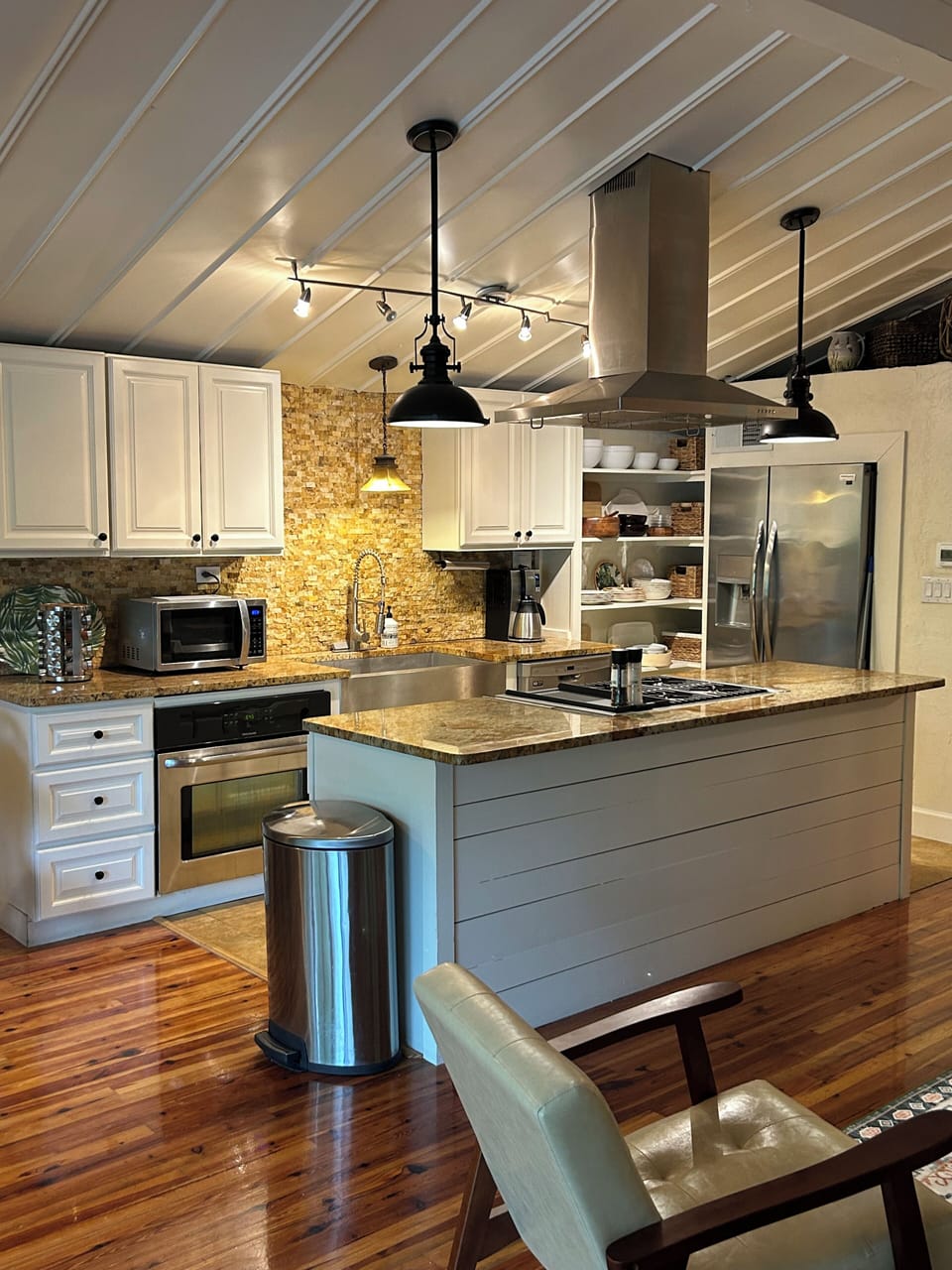 Modern, fully equipped Kitchen