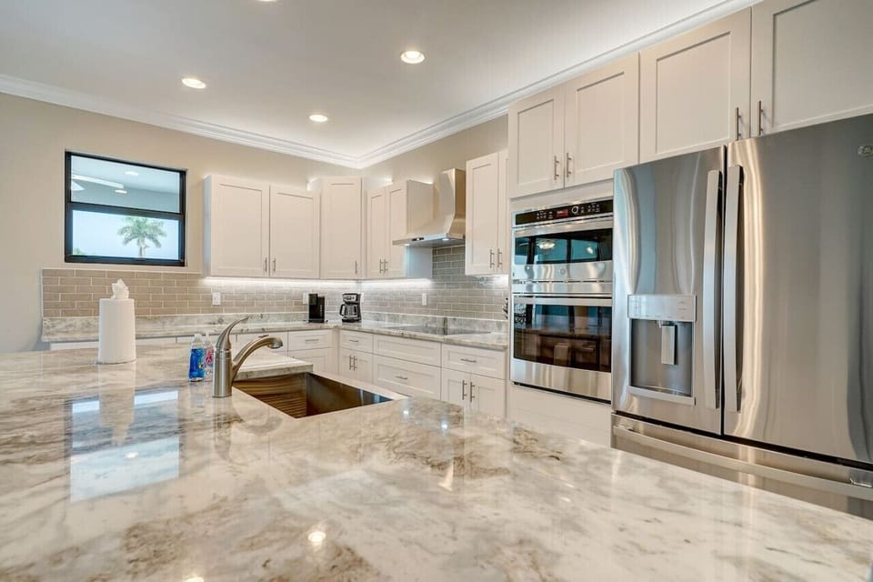 Kitchen with Island