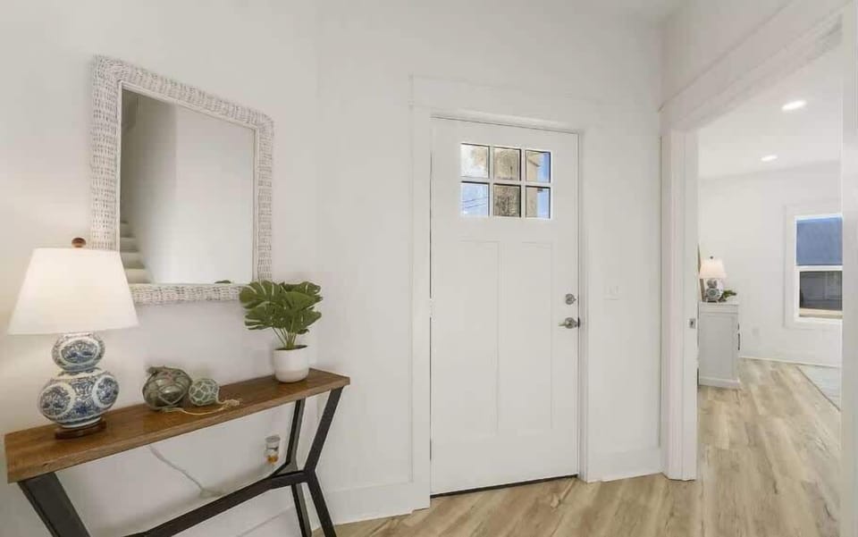 Your dream vacation starts right here! Walk through this door into the luxury of relaxation at the beach in your private home.