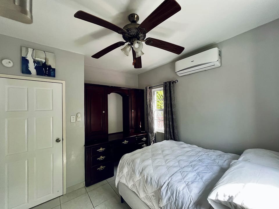 2nd Room (4)
