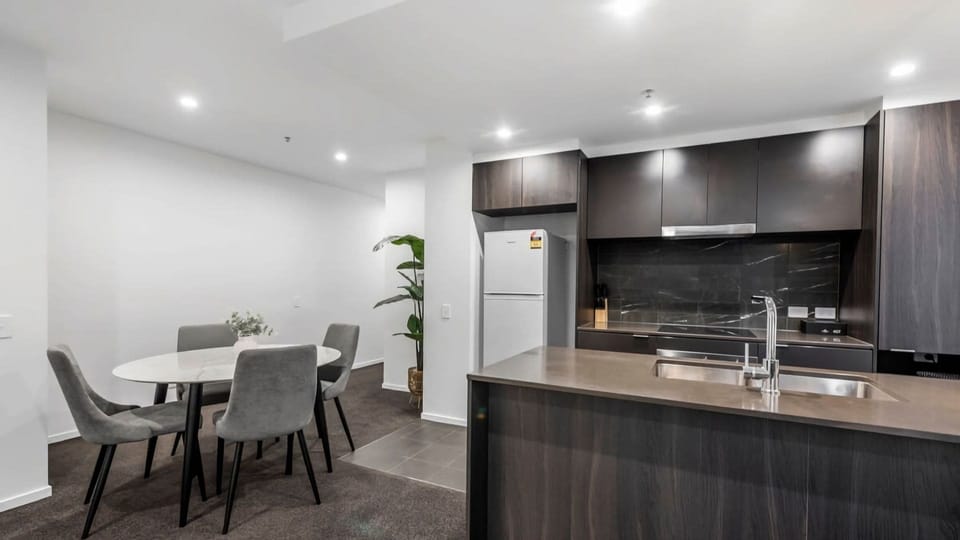 Kitchen & Adjacent Dining