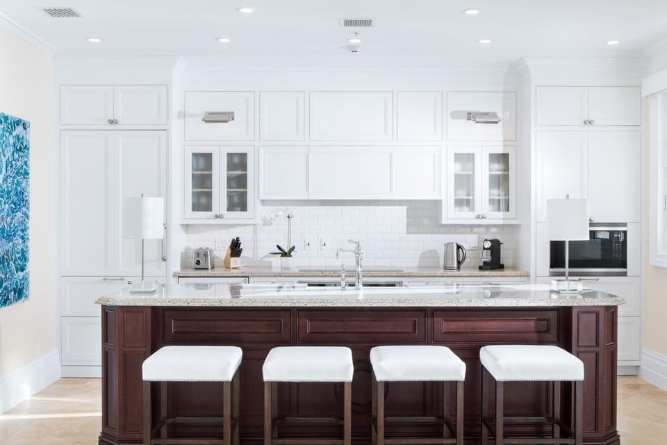 Wet Bar. Exact unit will be assigned upon arrival. Views, colors, and decor may vary.