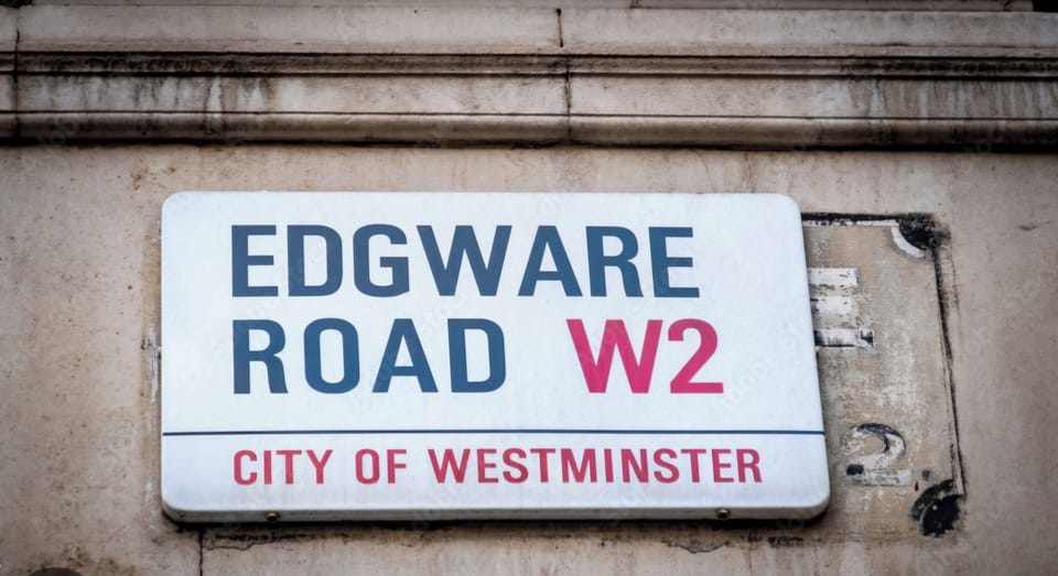 Prime Location , Heart of London 
Close to 24HR Local shops , Bar , Restaurants and Casino 
easy access to Oxford Circus and Hyde park 