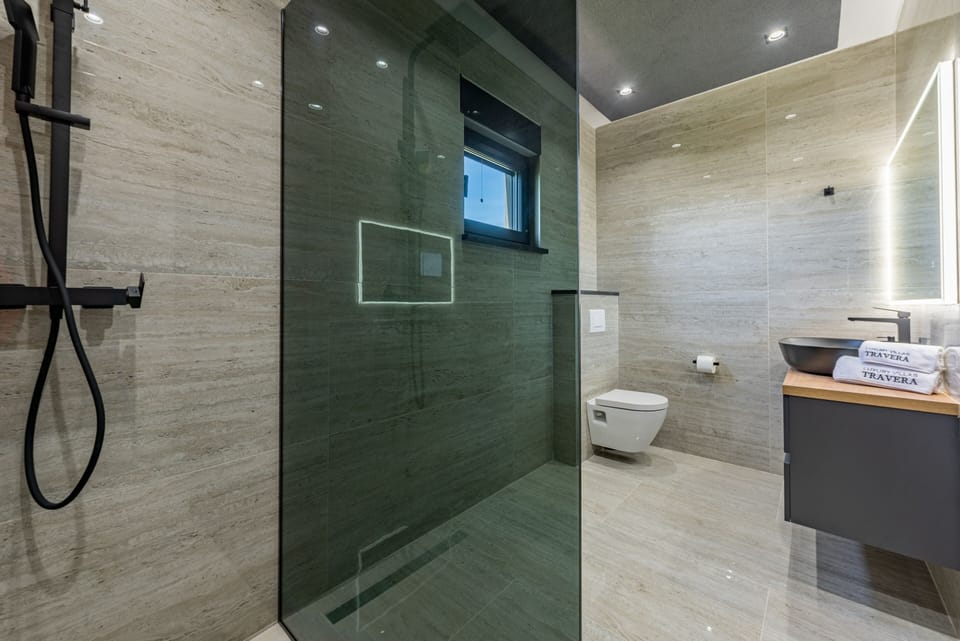 Bathroom 3