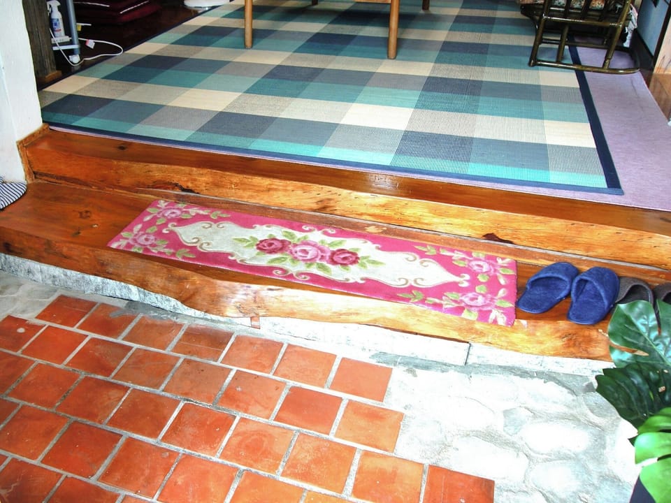・Main building entrance: Please take off your shoes here before entering. Slippers are also available.