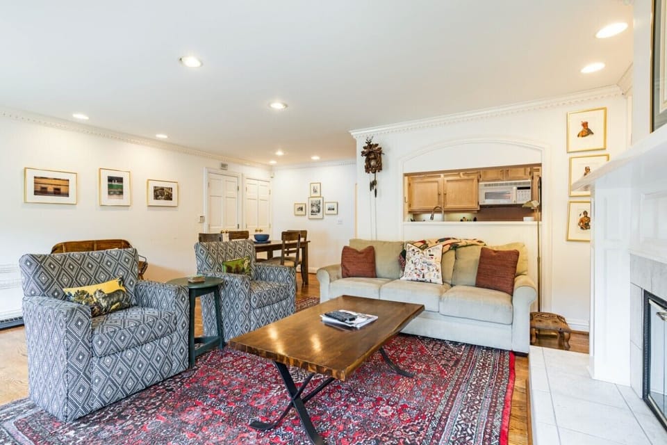 483 Gore Creek 5A MLS-6
