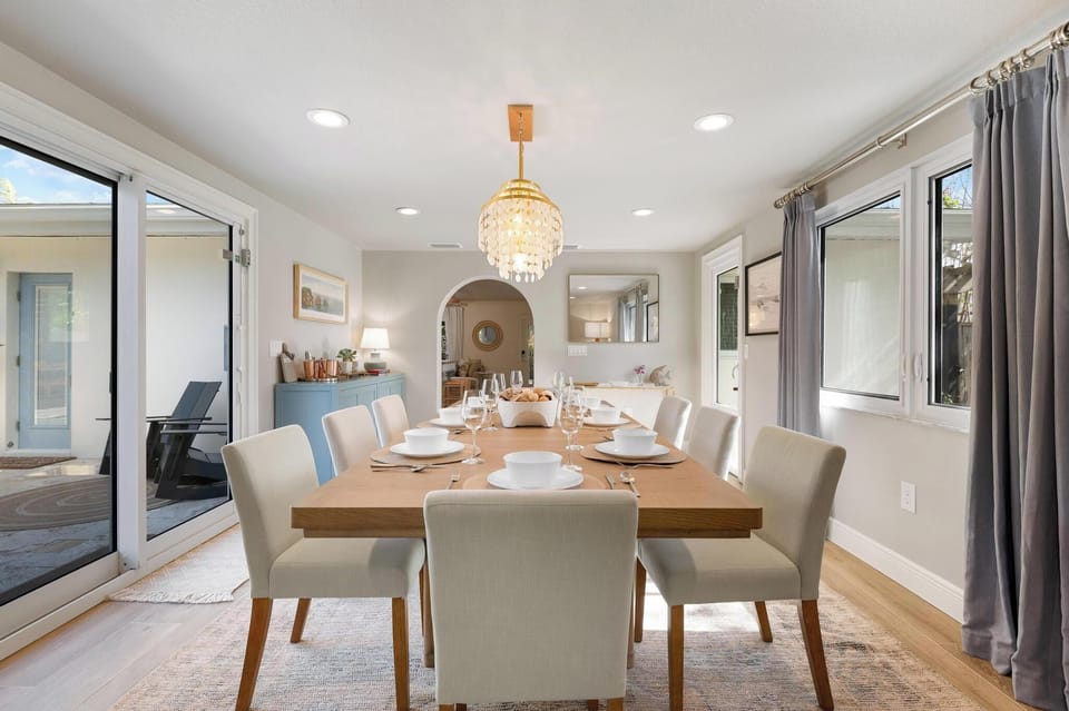 Picture-perfect space for entertaining