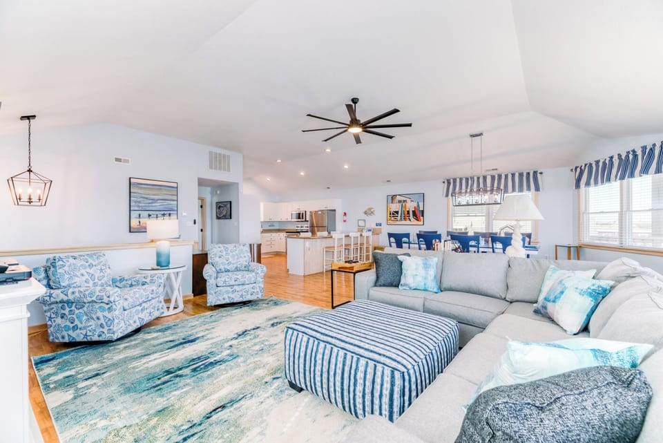Top Level Living Area