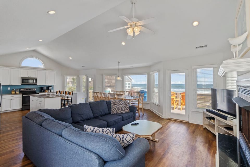 Top Level Living Area