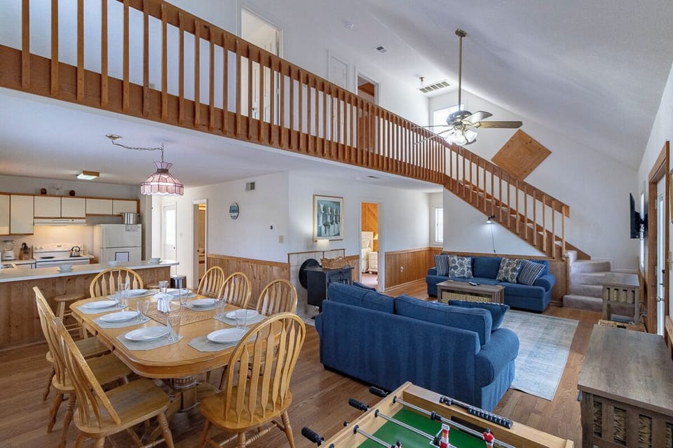 Mid Level Living Area