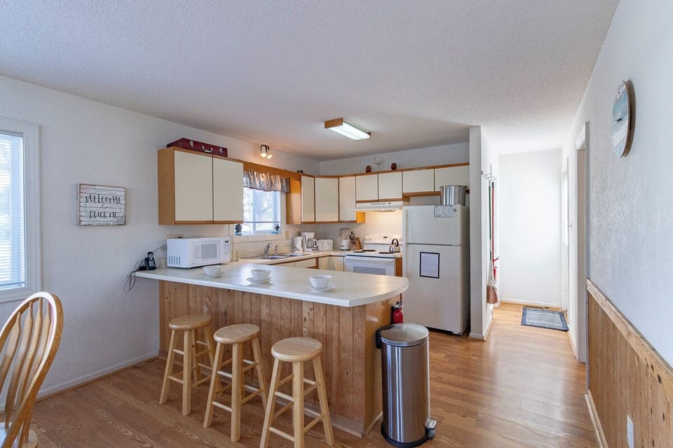 Mid Level Kitchen