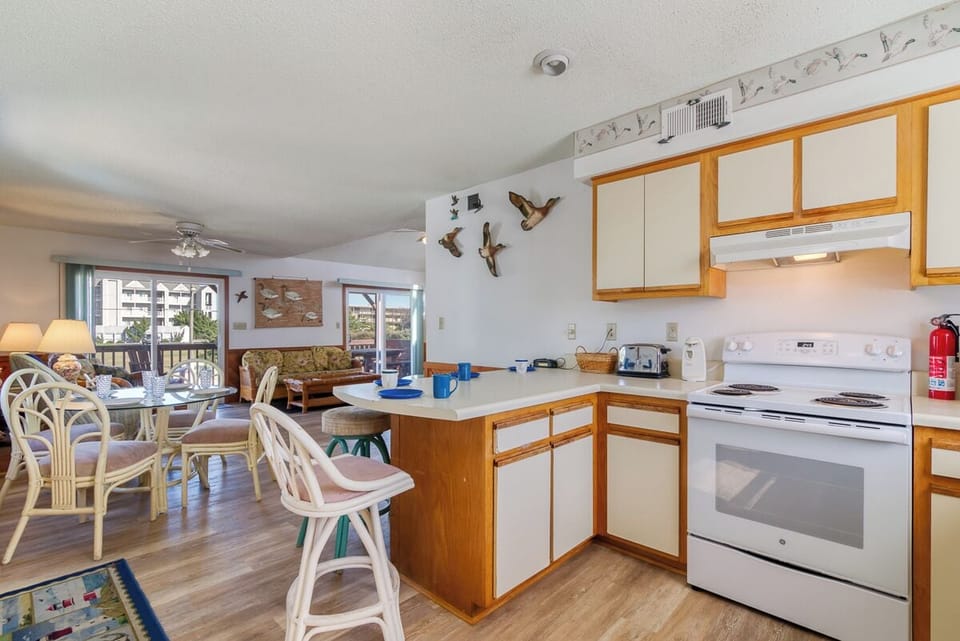 Mid Level Kitchen