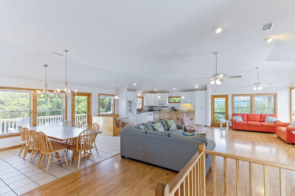 Top Level Living Area