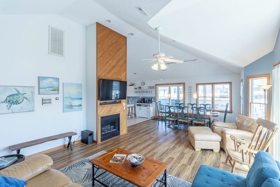 Top Level Living Area