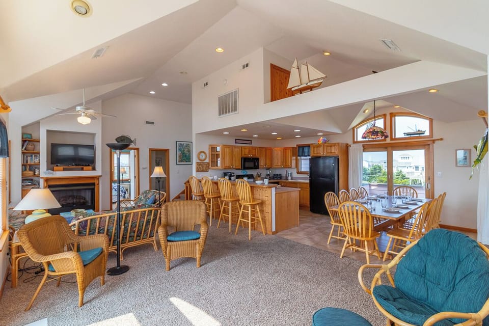 Top Level Living Area