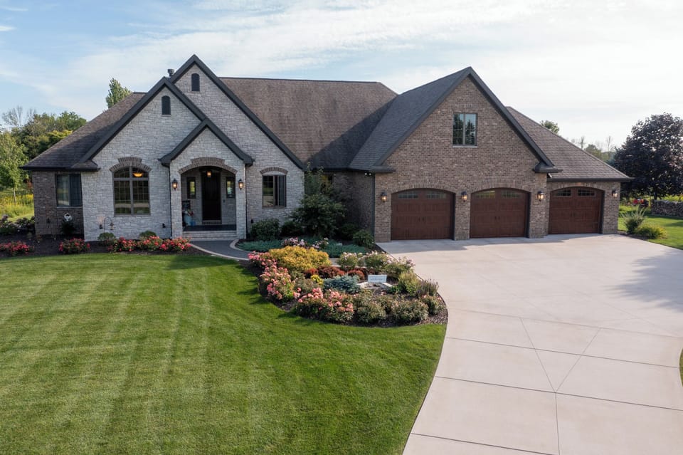 3000 square feet on the main floor.