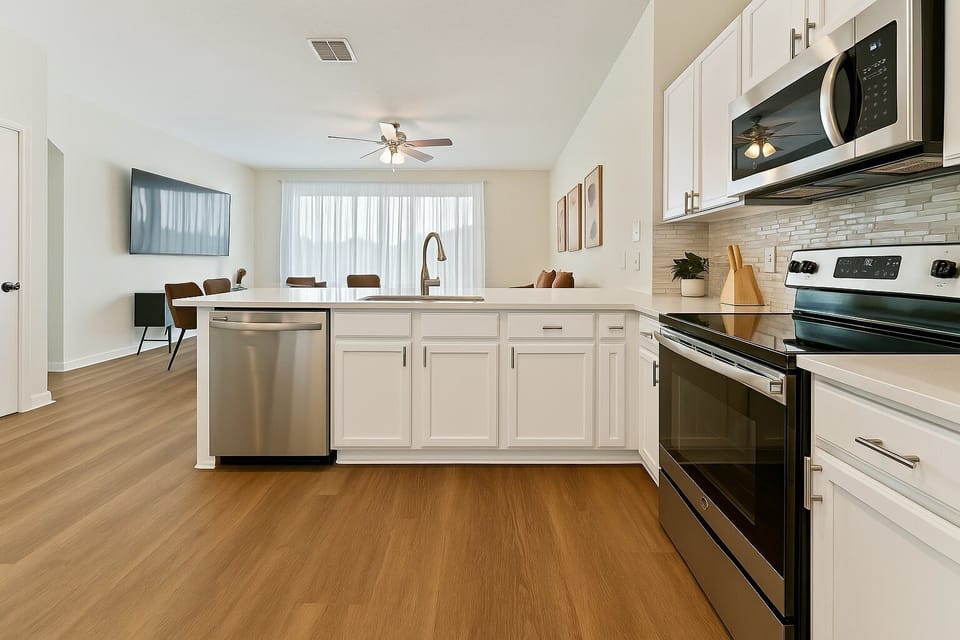 Kitchen or kitchenette