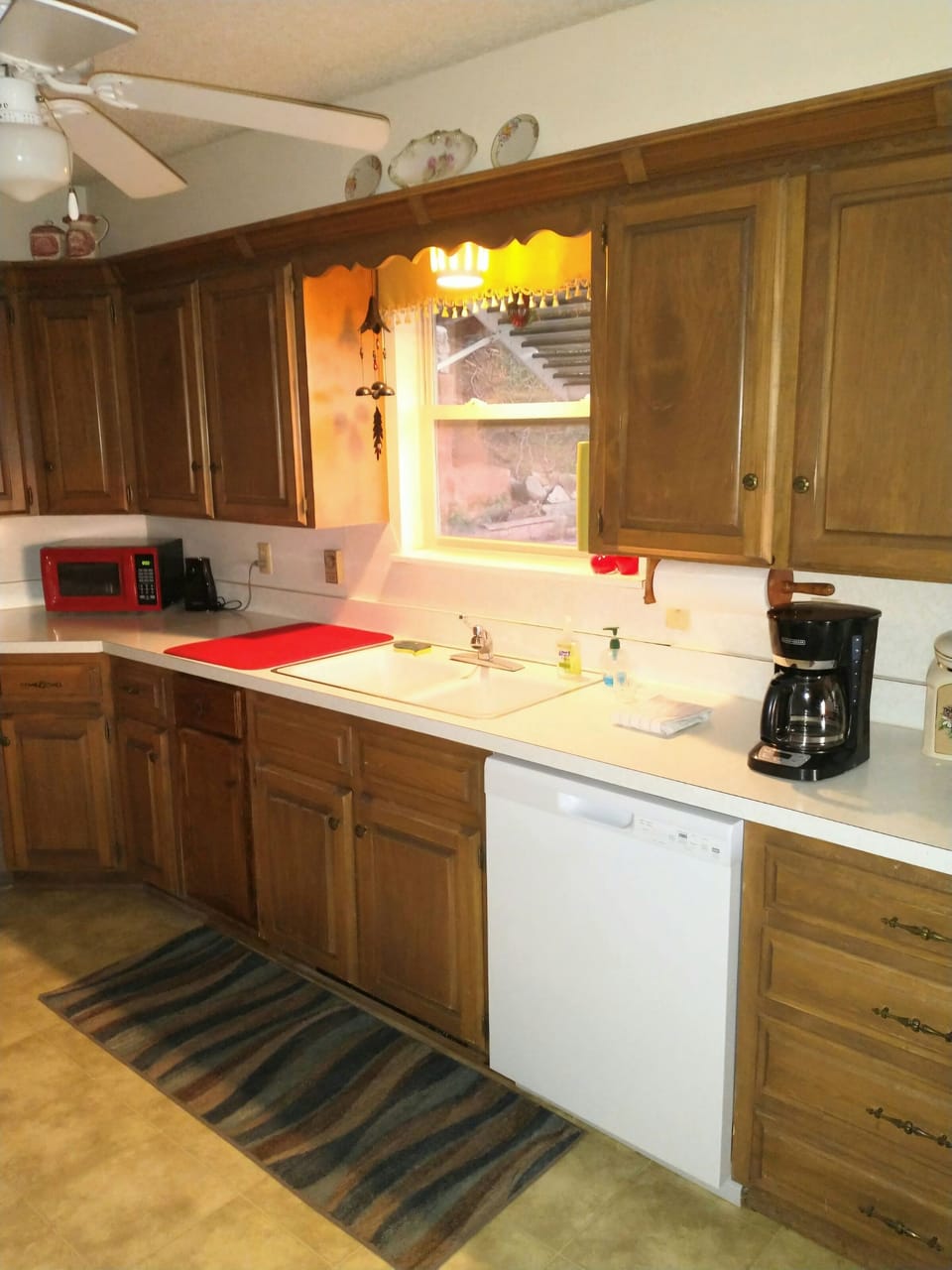 Full Kitchen 