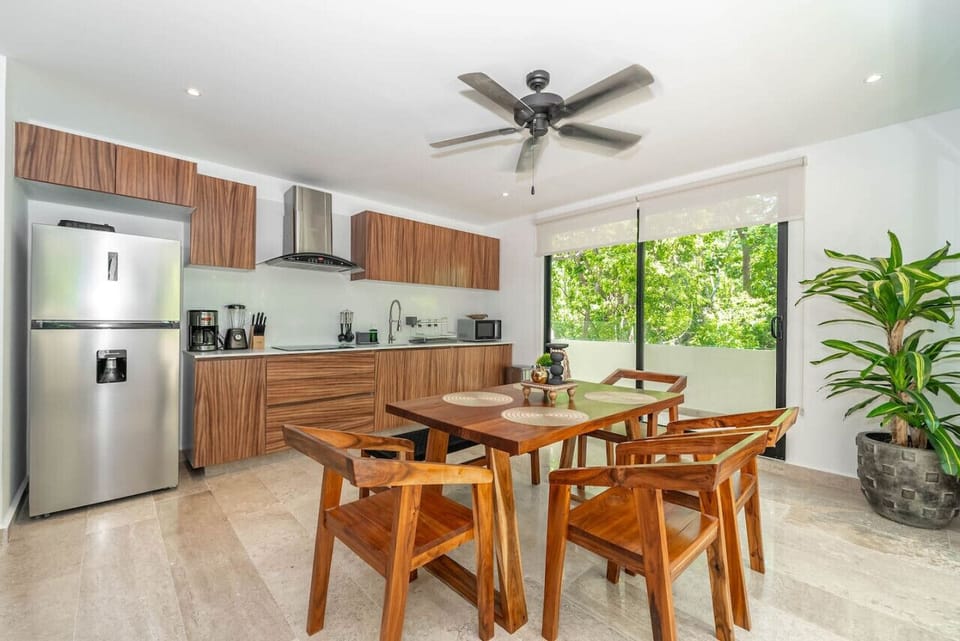 Charming dining area ideal for a relaxed breakfast or dinner