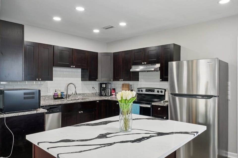 Kitchen island and appliances