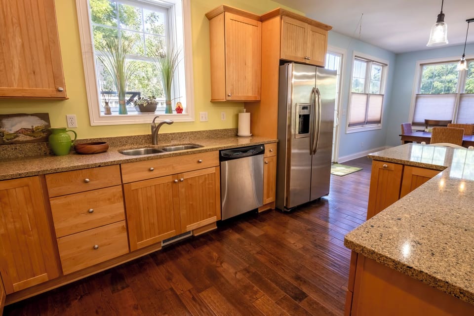 Main Level | Kitchen