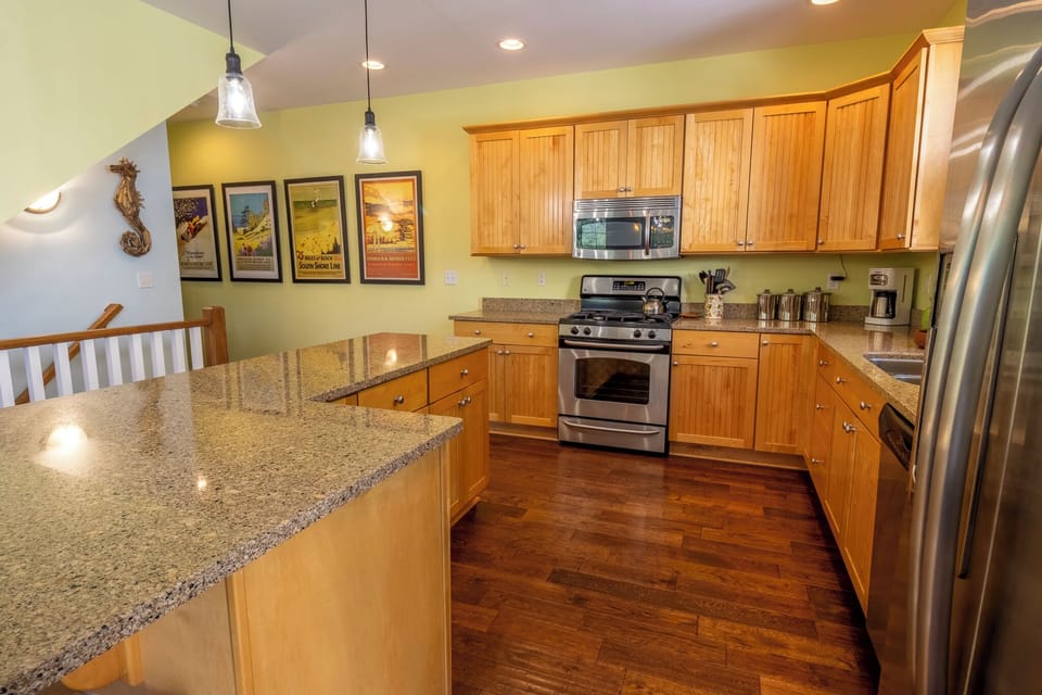 Main Level | Kitchen