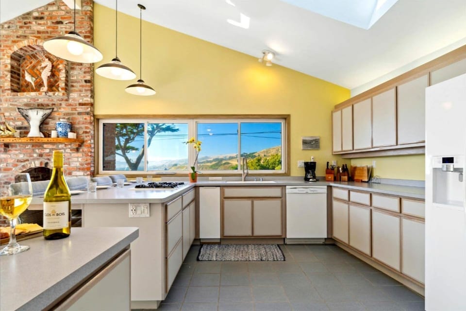 The large kitchen has plenty of room for everyone - to help out.