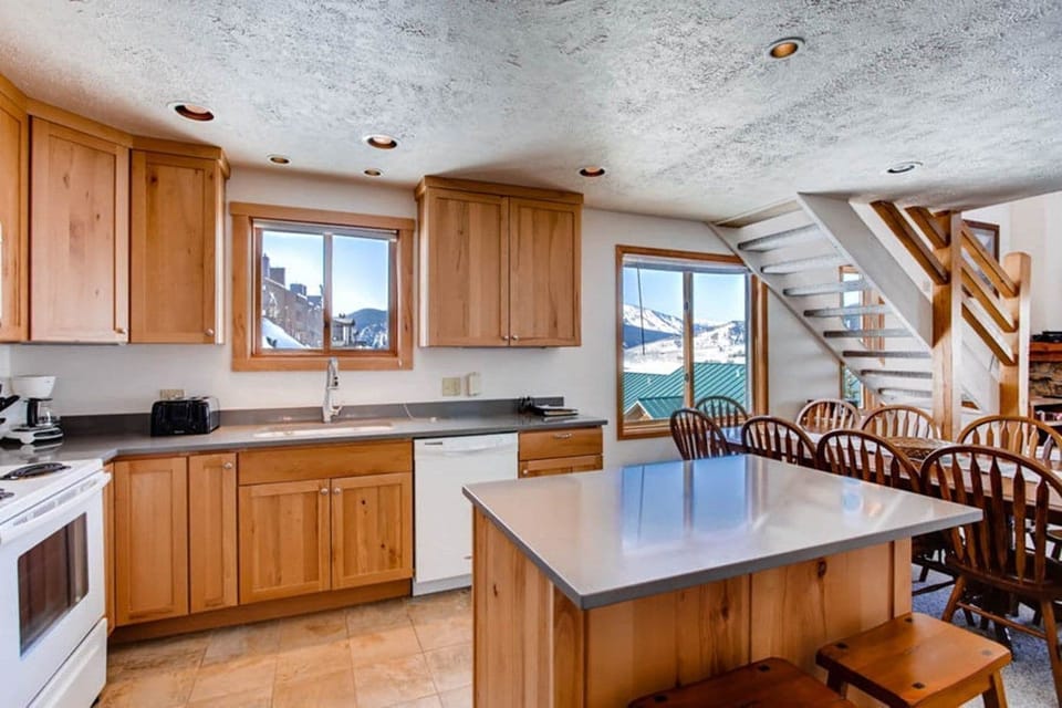 Prepare meals in the comfort of your very own kitchen.