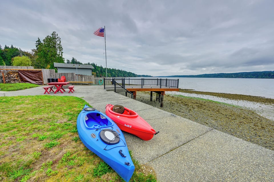 Private Community Beach On-Site | 2 Kayaks | Life Vests | Waterfront Deck