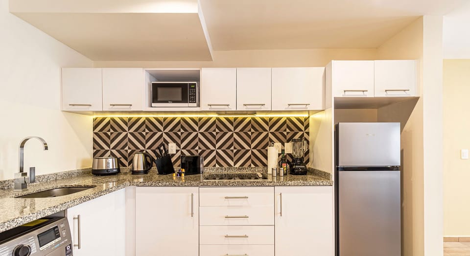 El mobiliario, la decoración y los servicios pueden variar ligeramente.