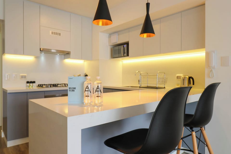 Kitchen bar