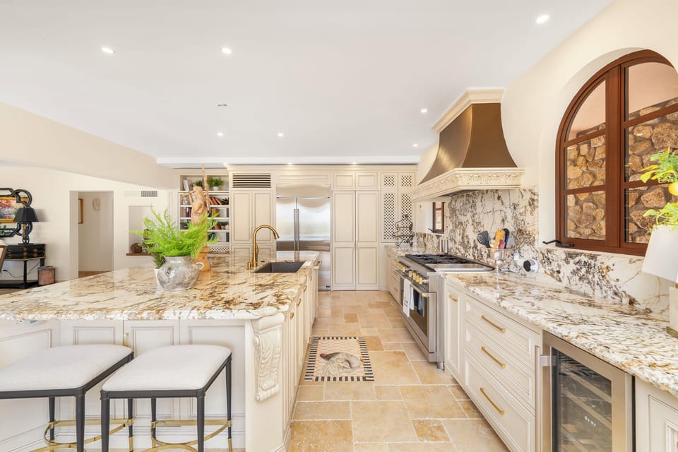 Kitchen with bar seating