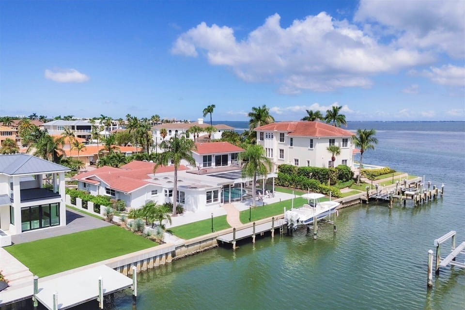 Bayview Paradise by FVC