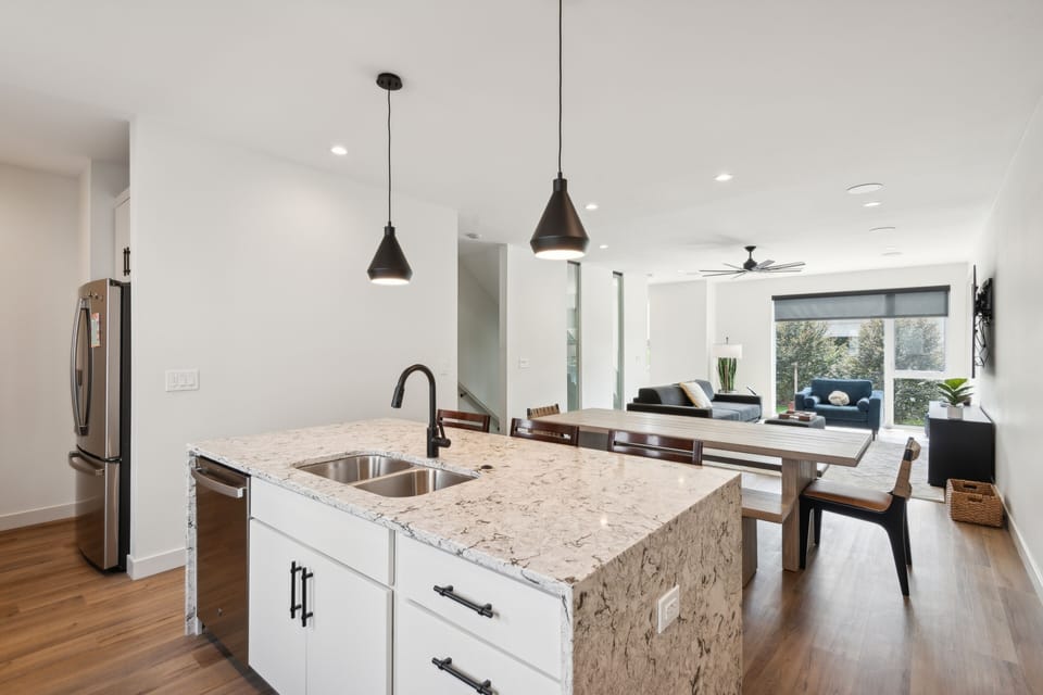 Indoors, Kitchen, Lamp, Sink, Sink Faucet