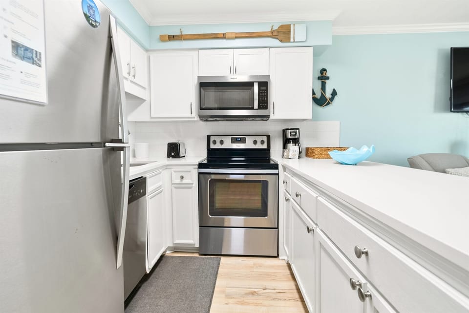 Kitchen with Dishwasher