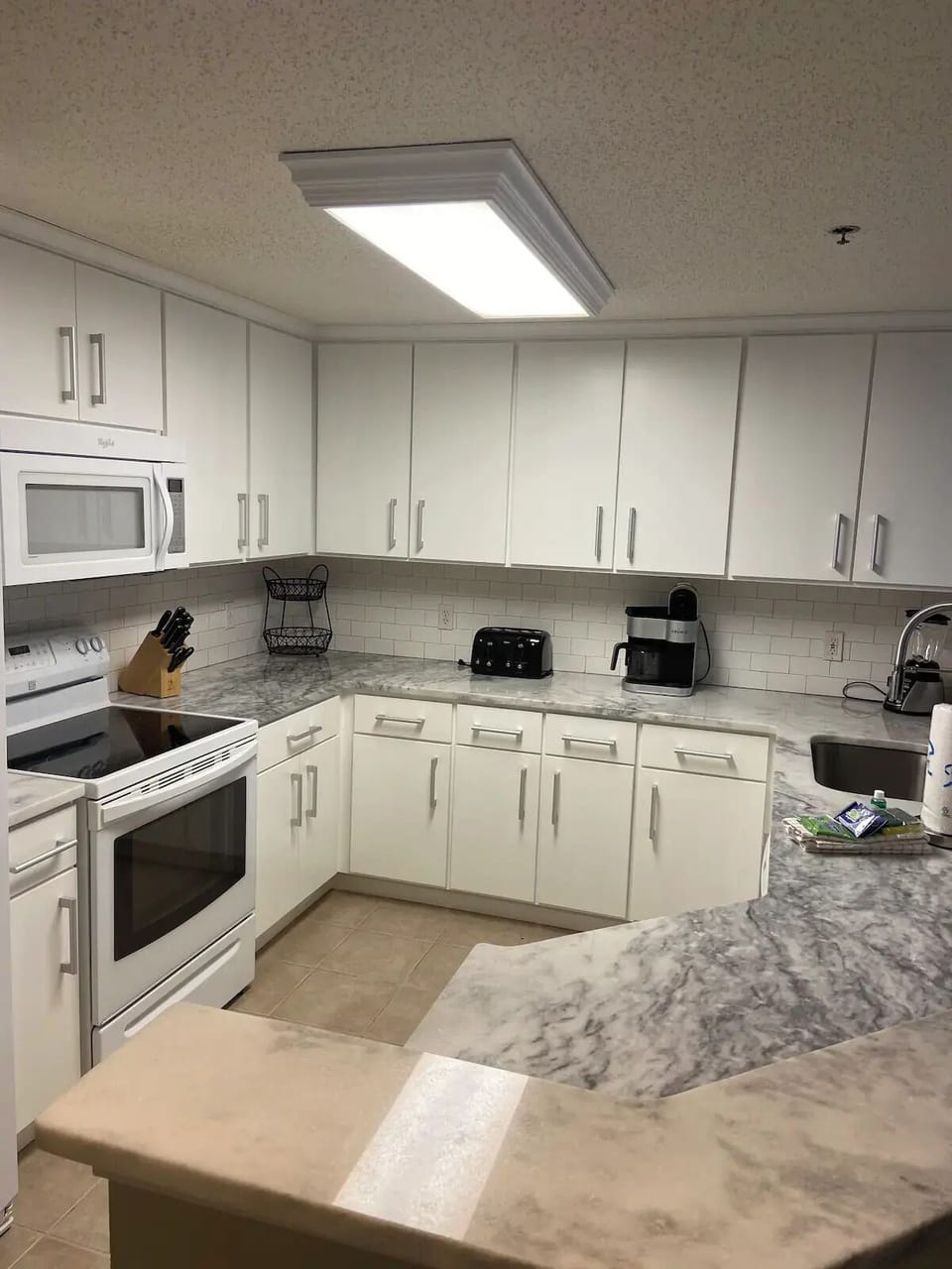 Well-equipped kitchen