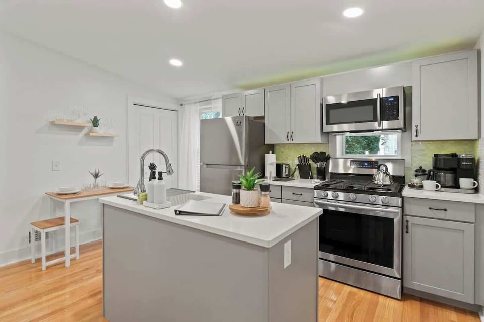 A fully functional kitchen with dishwasher, disposal and ice maker in the freezer. We've made sure it's stocked with everything you could need. Especially Coffee and/or Tea!