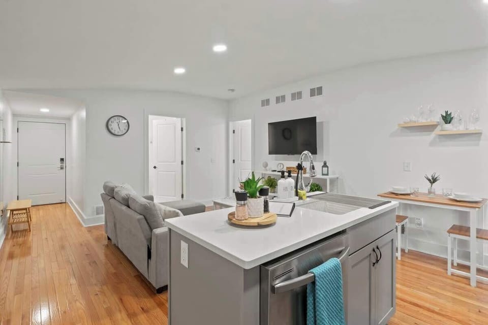 The coziest, cleanest apartment. We hope you feel right at home.