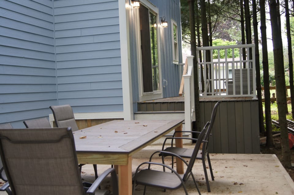 Outdoor Porch and Patio with Dining Area - Private Backyard